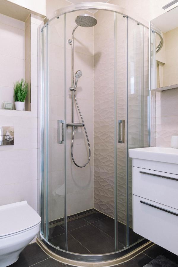 Brand New & Comfort Apartment L & L ,Free Parking + Close To Beach Дубровник Экстерьер фото